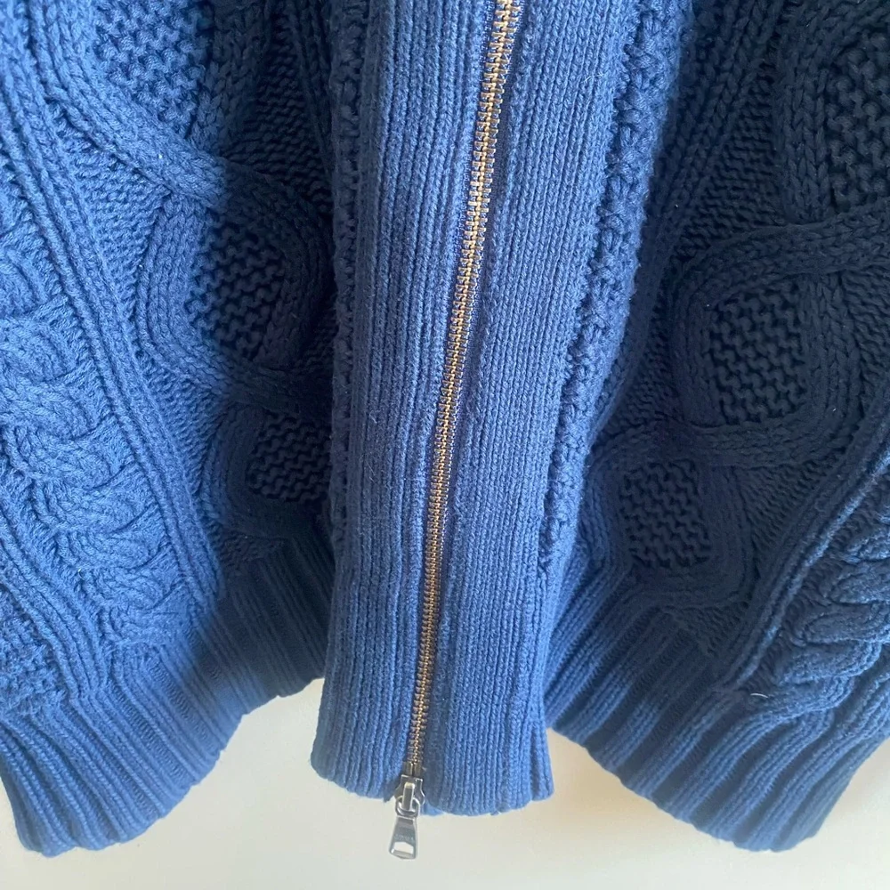 Banana Republic elegant navy